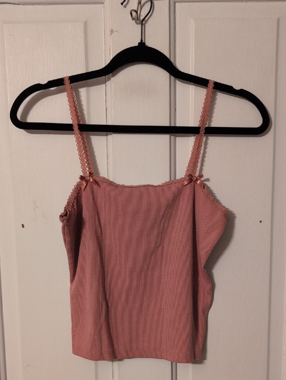 American Eagle Outfitters Dusty Rose Ribbed Lace-Trim Cami